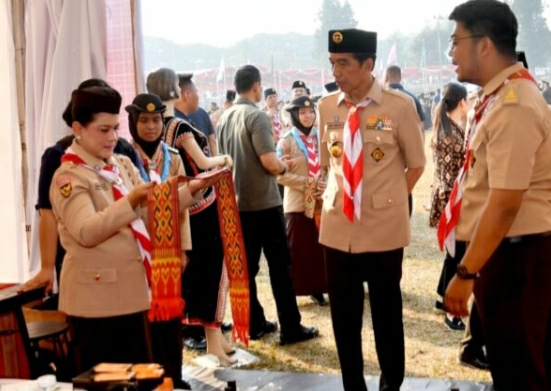 Presiden Jokowi dan Ibu Iriana Tinjau Raimuna Nasional XII