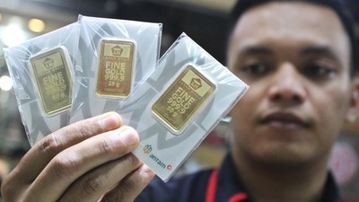 Harga Emas Antam Hari ini Turun Menjadi Rp1.319.000 per gram